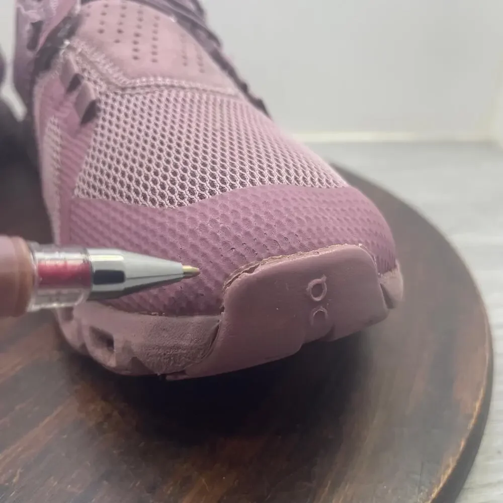 On Running cloud mauve